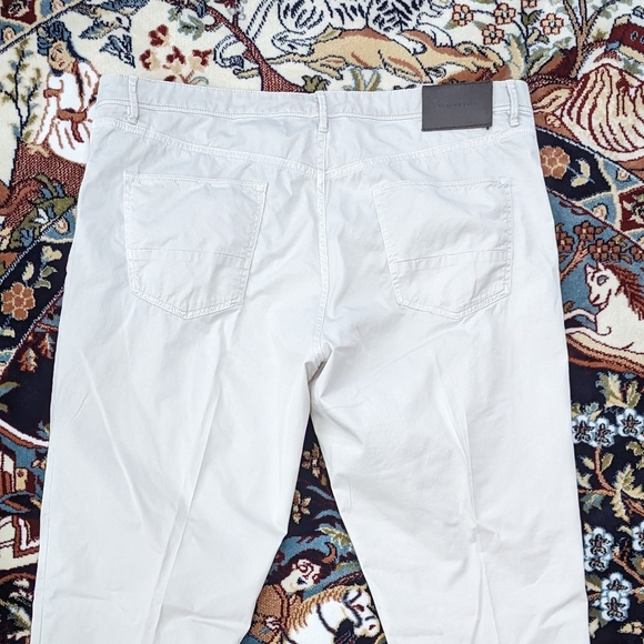 Massimo Dutti Cotton-blend Trousers (Purchased in the Netherlands 🇳🇱) - Picture 2 of 7